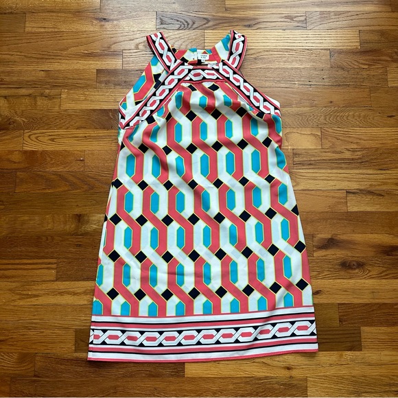 Crown & Ivy Shift Dress - Geometric Print - Picture 2 of 10